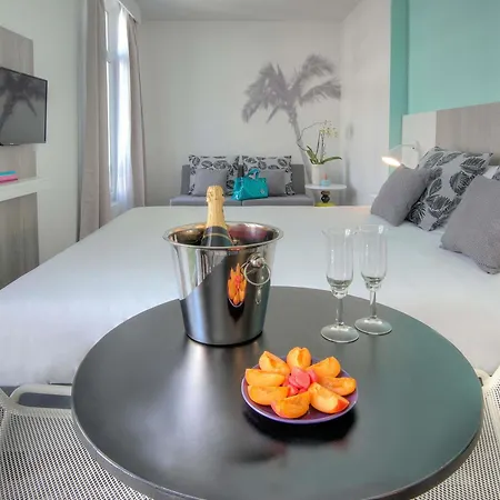 Отель Ibis Styles Centre Gare Ницца