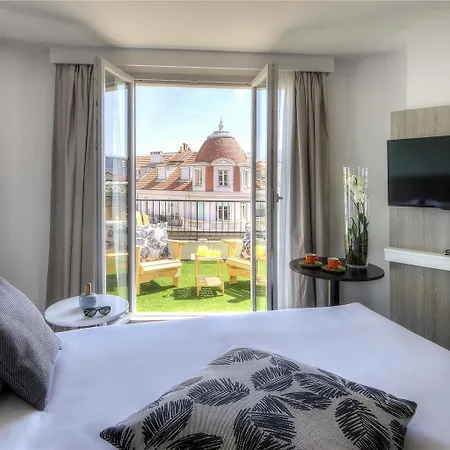 Ibis Styles Centre Gare 3* Ницца