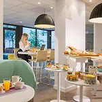 Ibis Styles Centre Gare Hotel 3*