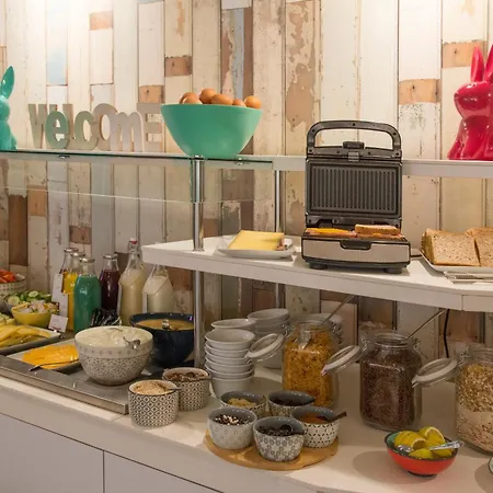 호텔 이비스 스타일 센터 가르