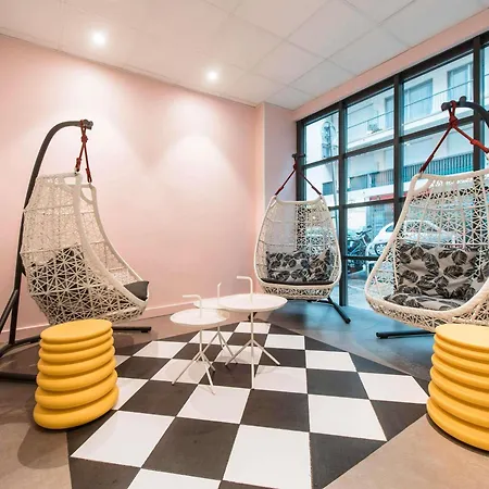 Ibis Styles Centre Gare Hotel 3*