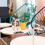 ホテル イビス スタイルズ サントル ガール ニース