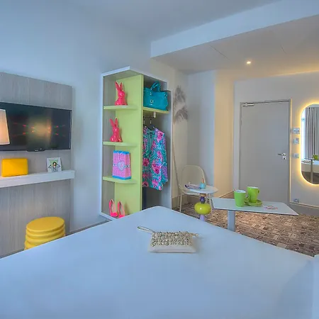 Ibis Styles Centre Gare Hotel 3*