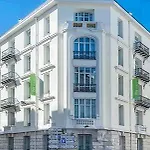 Ibis Styles Centre Gare Hotel 3*