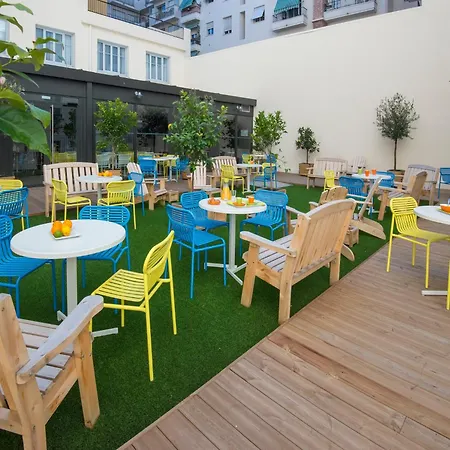 Ibis Styles Centre Gare Hotel 3*